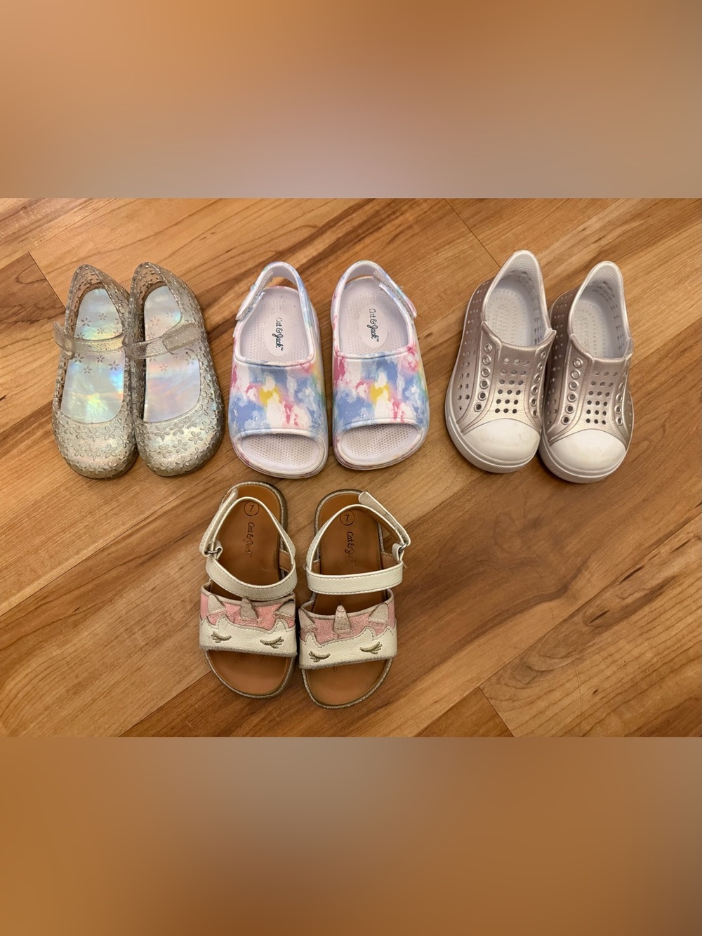 Kids shoes Variety size 6-7